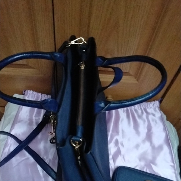 Mia K Collection Navy Blue Handbag and Wallet Set - Picture 7 of 13